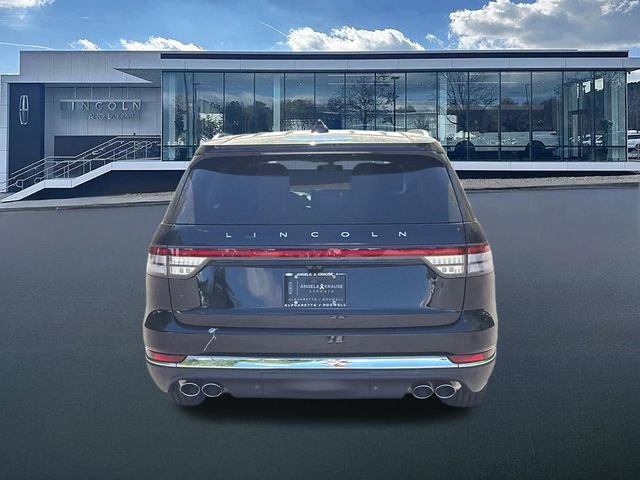 New 2026 Lincoln Aviator AWD image 7