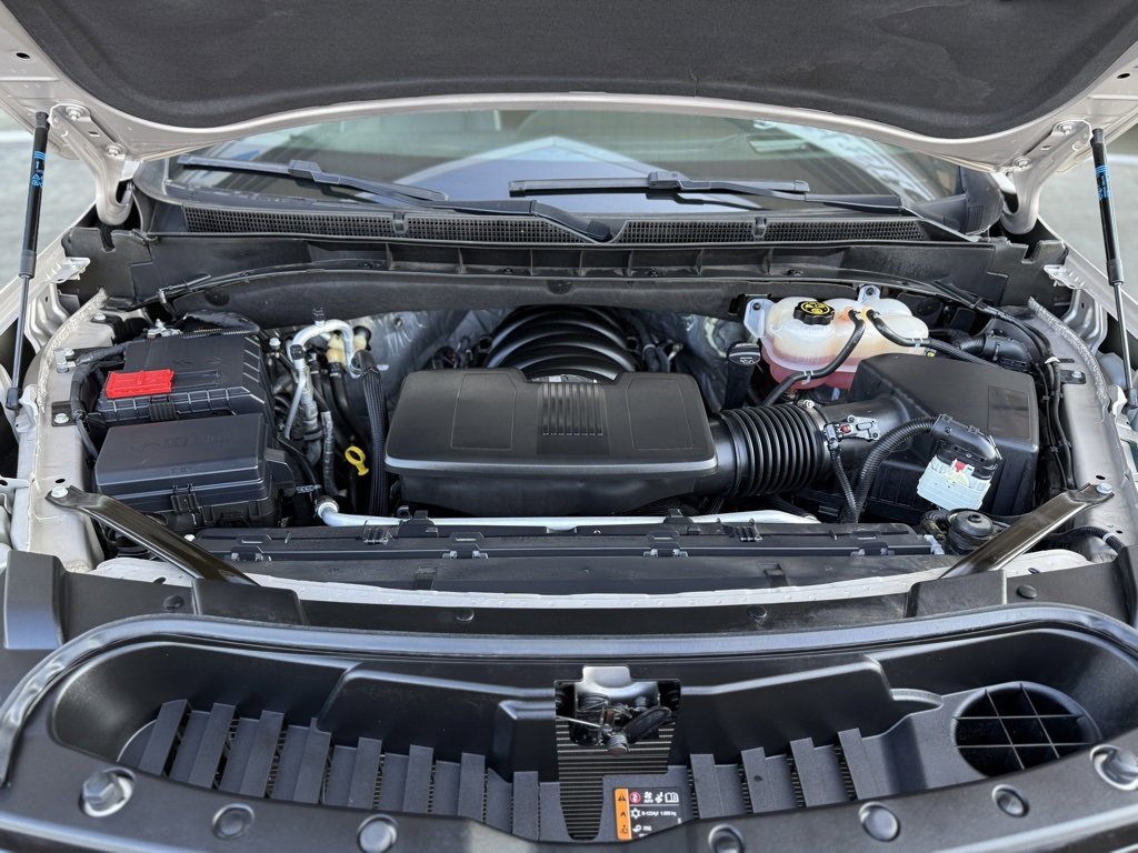 Used 2023 Cadillac Escalade Premium Luxury image 21