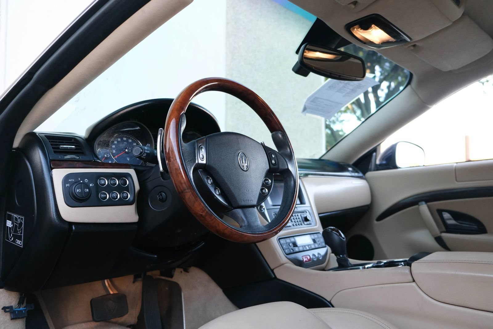 Used 2010 Maserati GranTurismo Coupe RWD image 20