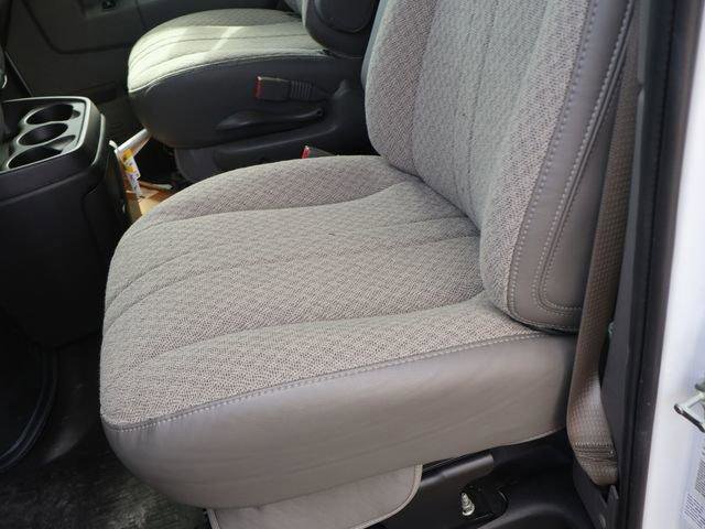 New 2025 GMC Savana 3500 w/ Power Convenience Package image 19