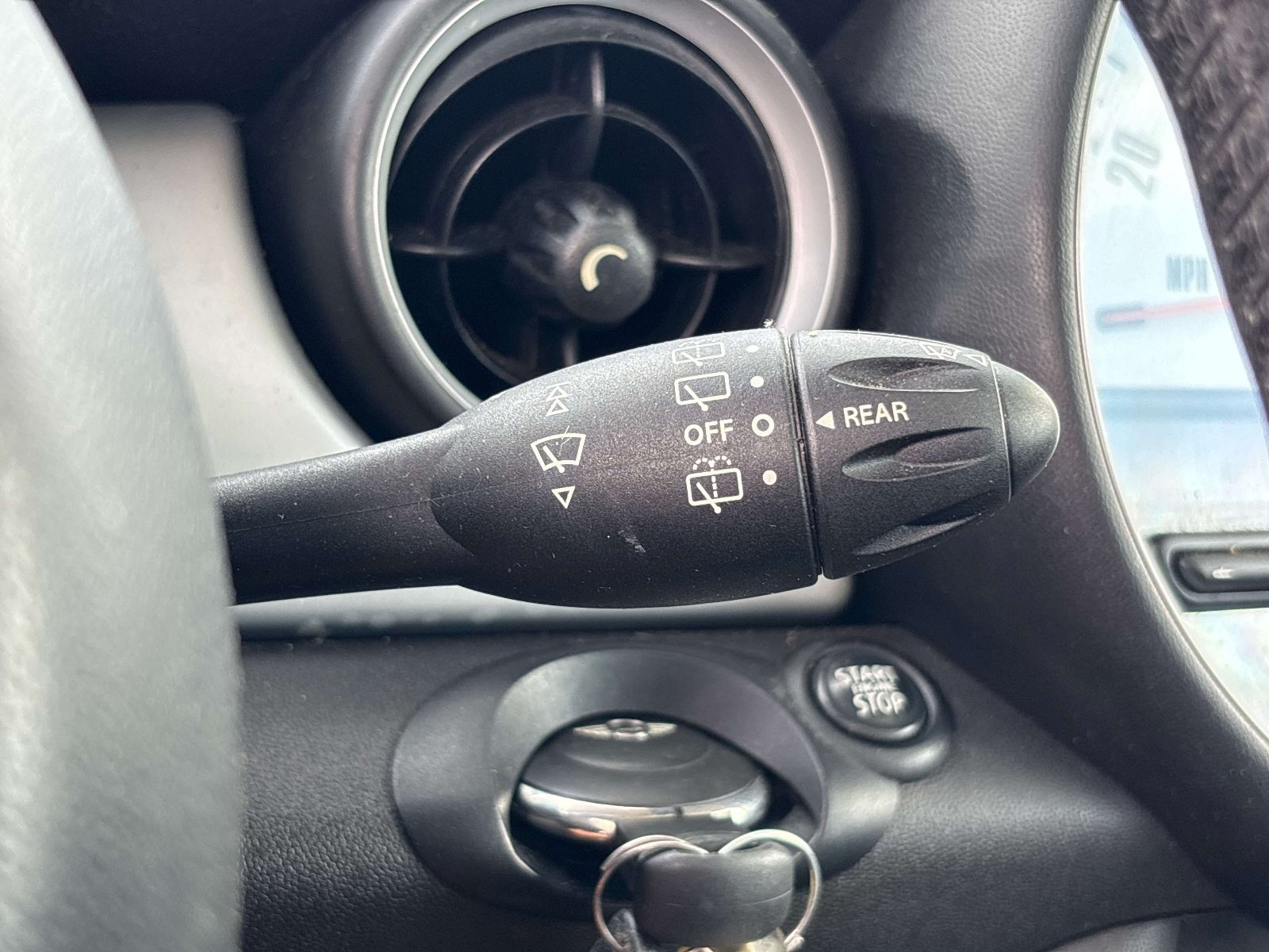 Used 2014 MINI Cooper Clubman FWD image 24