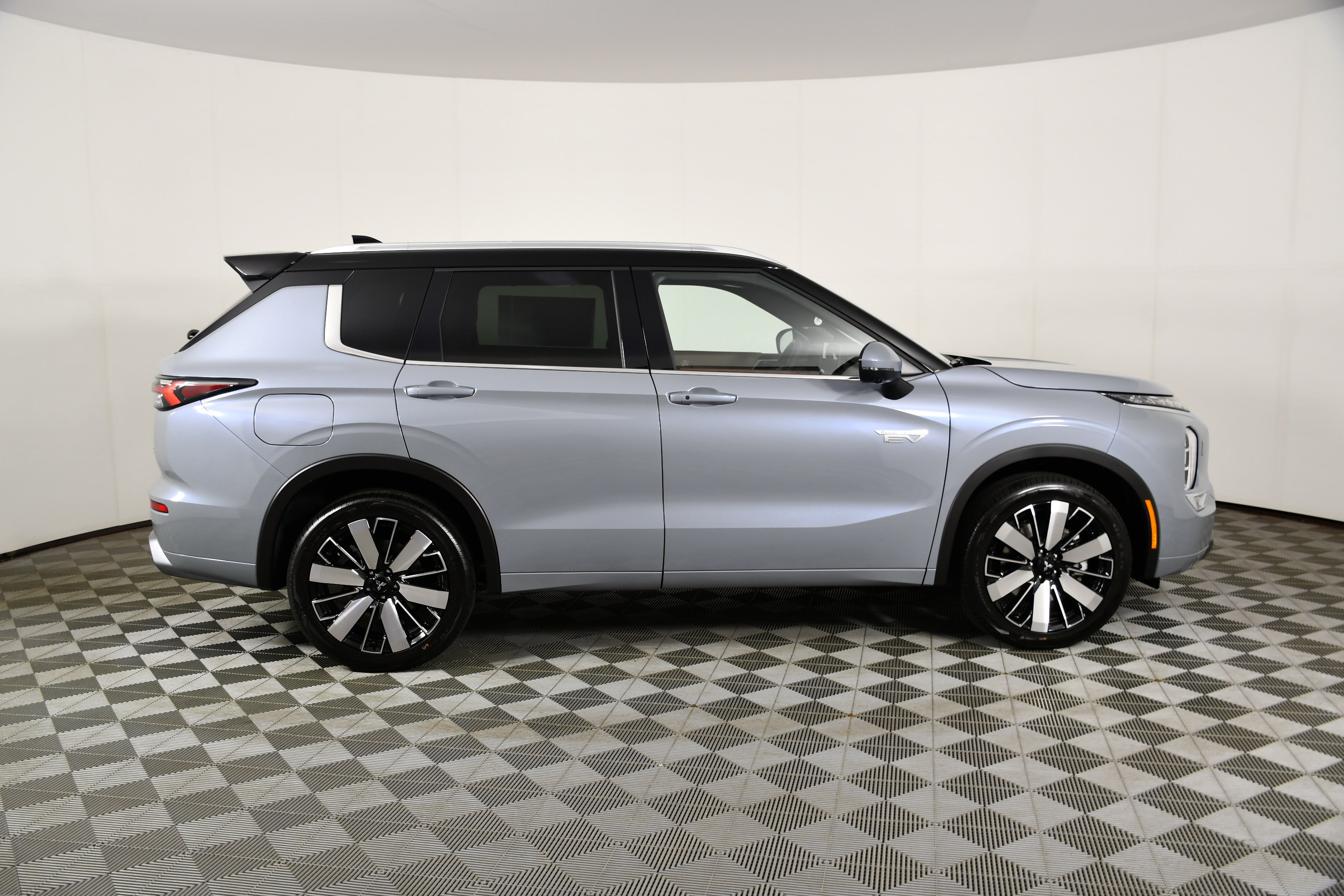 New 2026 Mitsubishi Outlander SEL AWD/4WD image 5