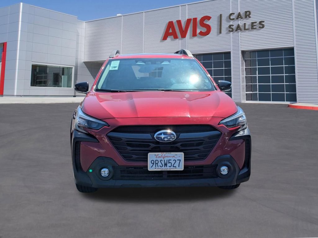 Used 2025 Subaru Outback Premium image 2