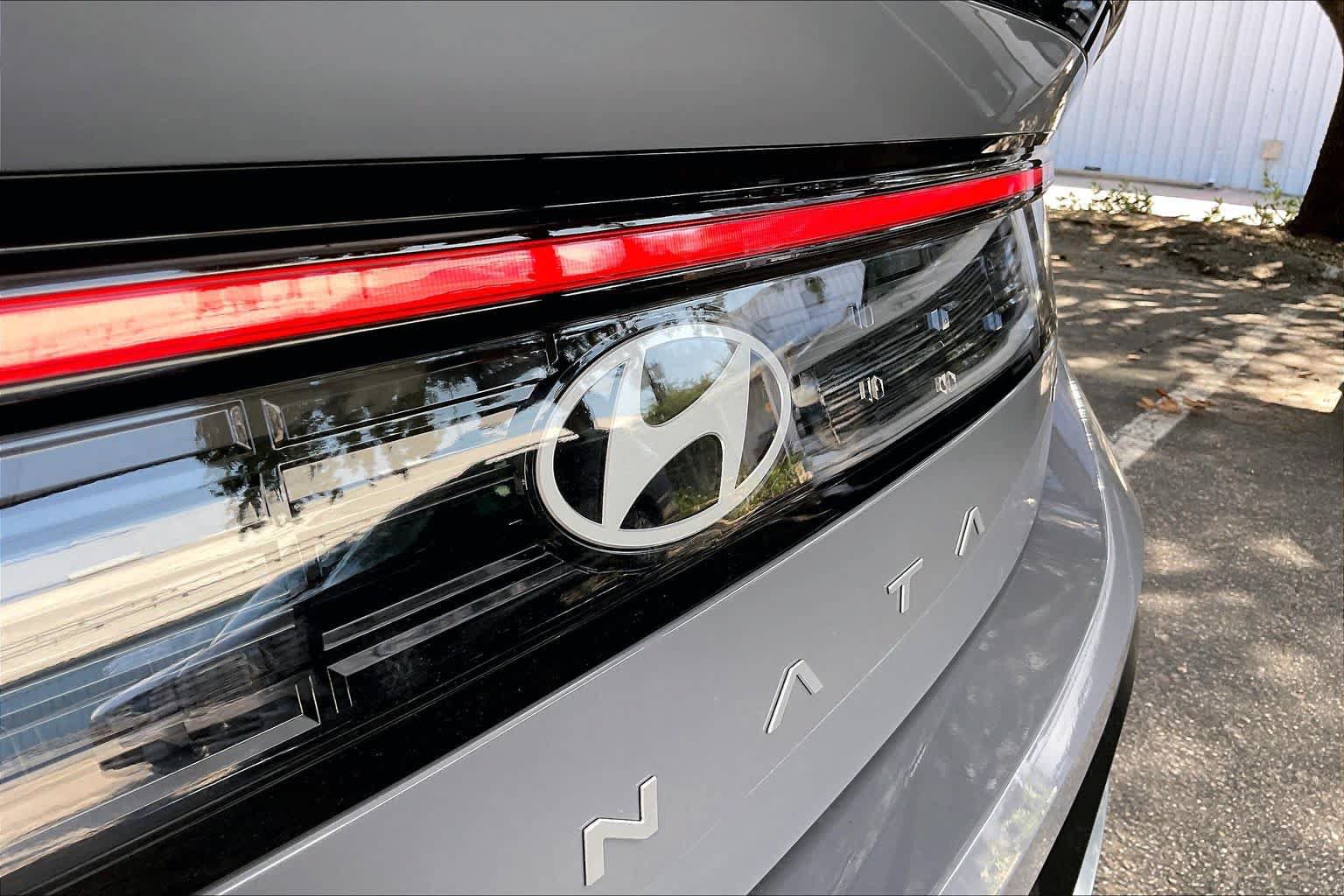 Certified 2026 Hyundai Sonata SEL AWD/4WD image 31