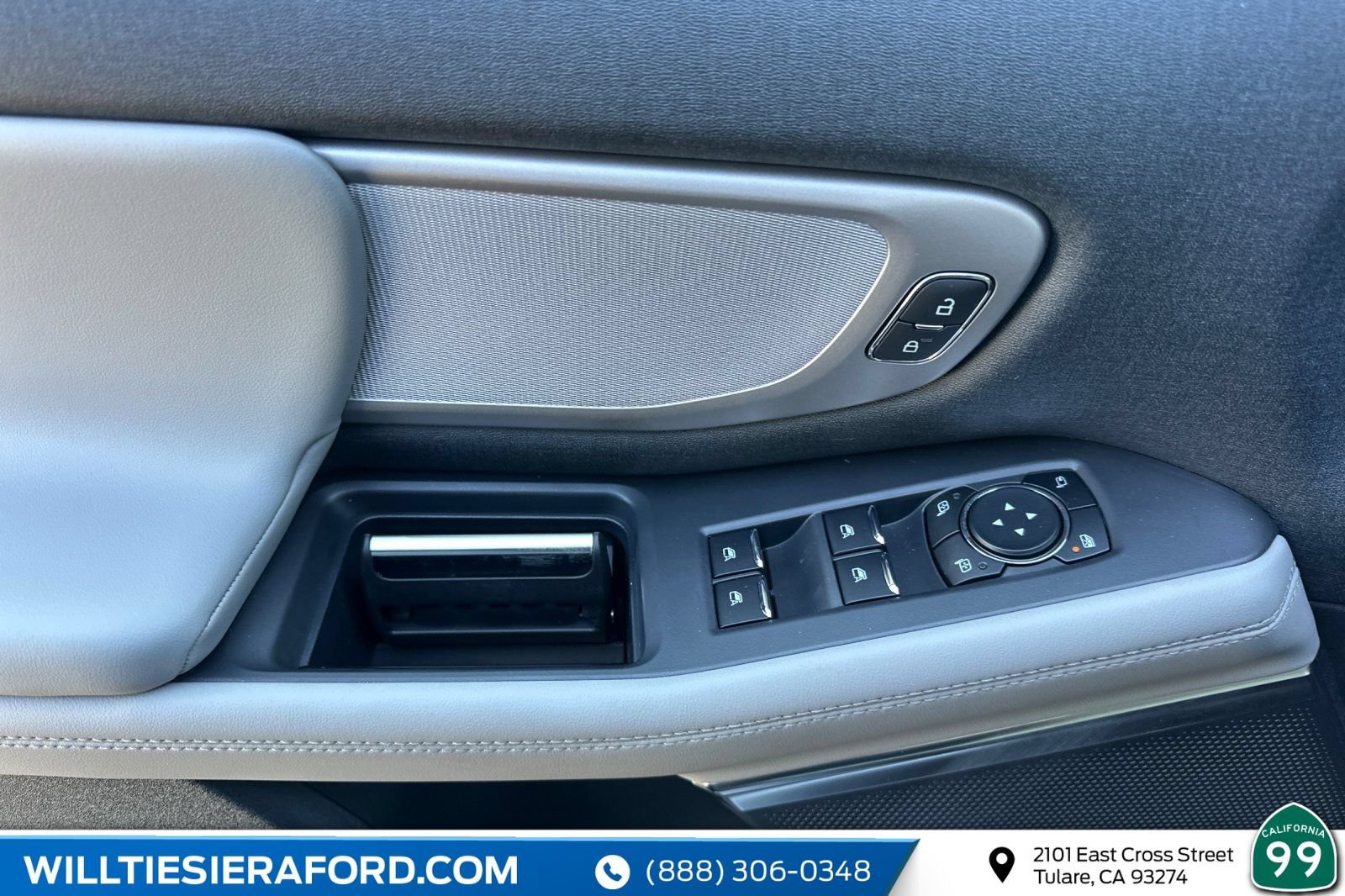 New 2026 Ford Expedition Active AWD/4WD image 12