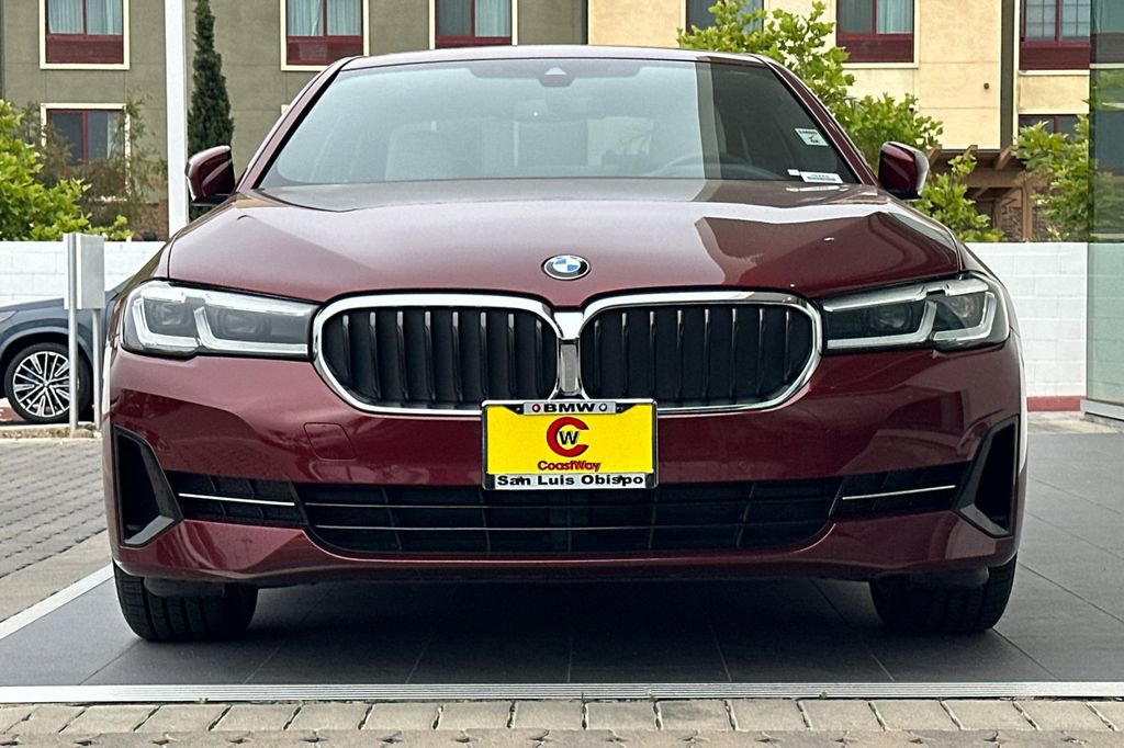 Used 2023 BMW 530i w/ Premium Package RWD image 8