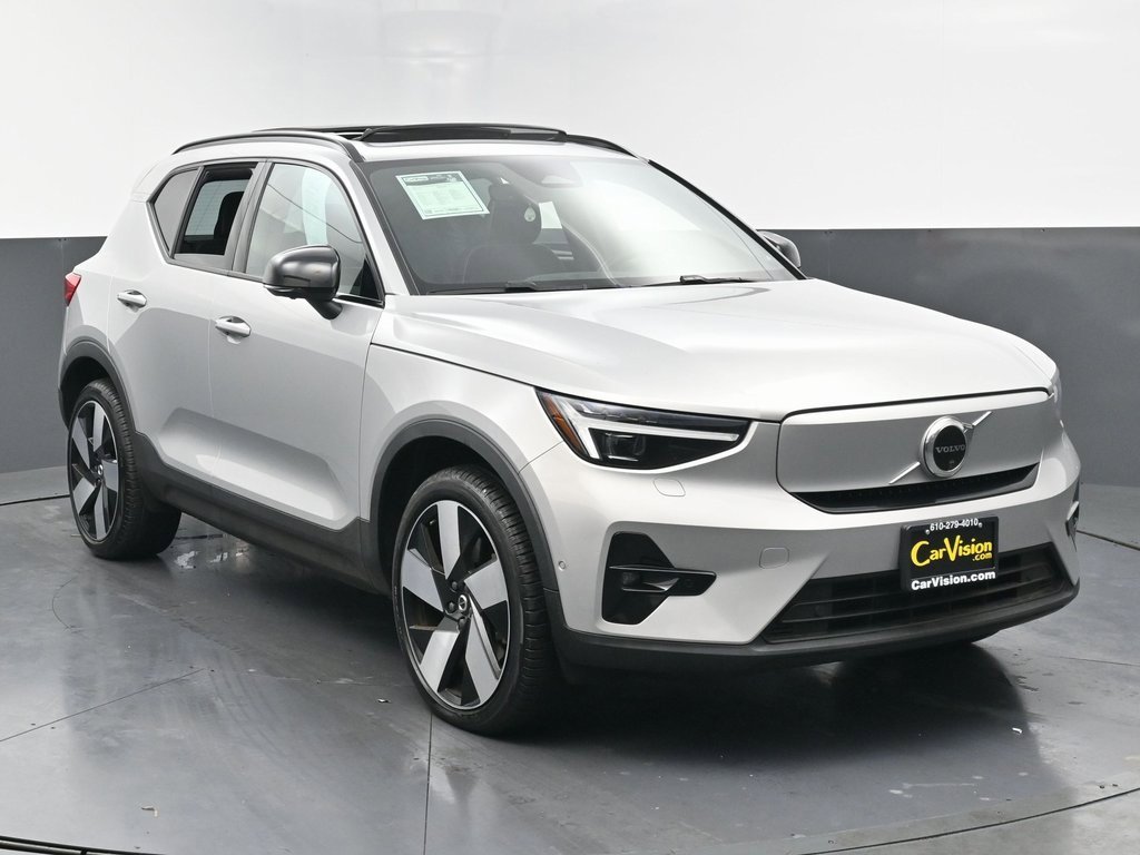 Used 2023 Volvo XC40 Recharge Ultimate w/ Protection Package Premier image 3