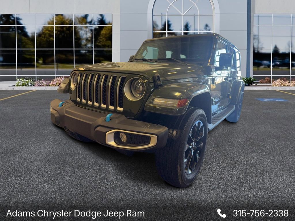 Used 2023 Jeep Wrangler Unlimited Sahara w/ Cold Weather Group image 3