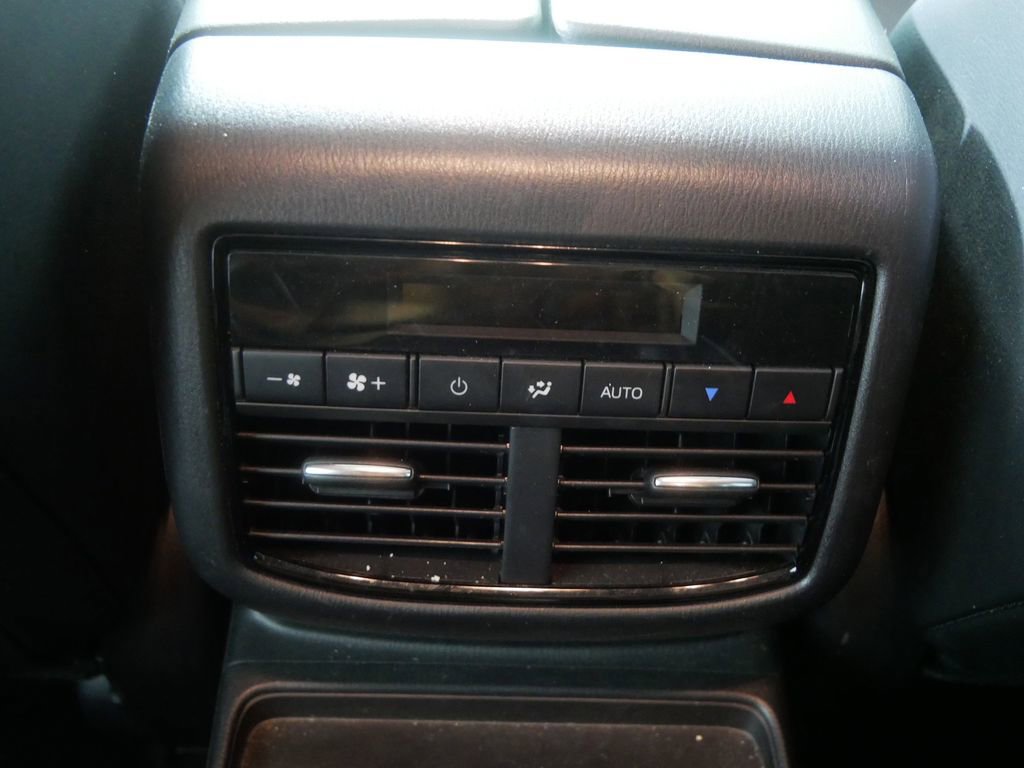 Used 2023 MAZDA CX-9 Touring Plus AWD/4WD image 25