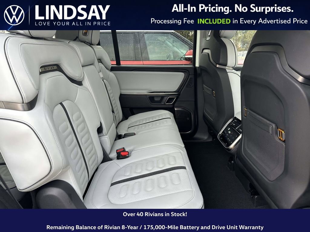 Used 2023 Rivian R1S Adventure image 13