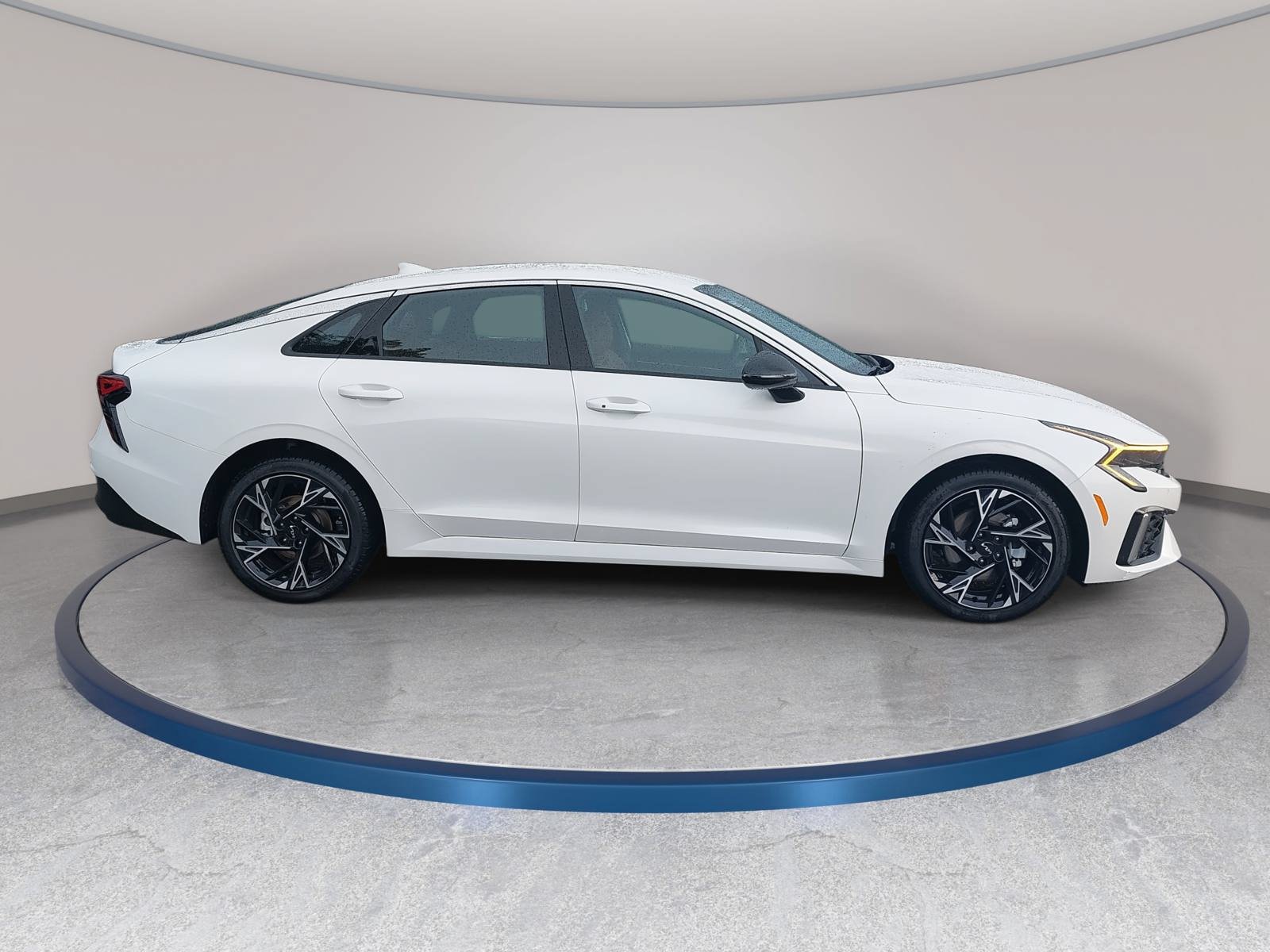 New 2026 Kia K5 GT-Line w/ GT-Line Red Interior Package FWD image 4