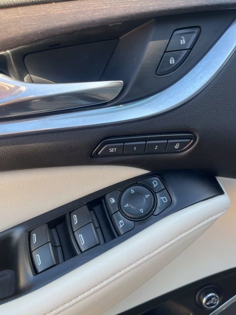 Used 2023 Buick Enclave Avenir w/ Avenir Technology Package image 12