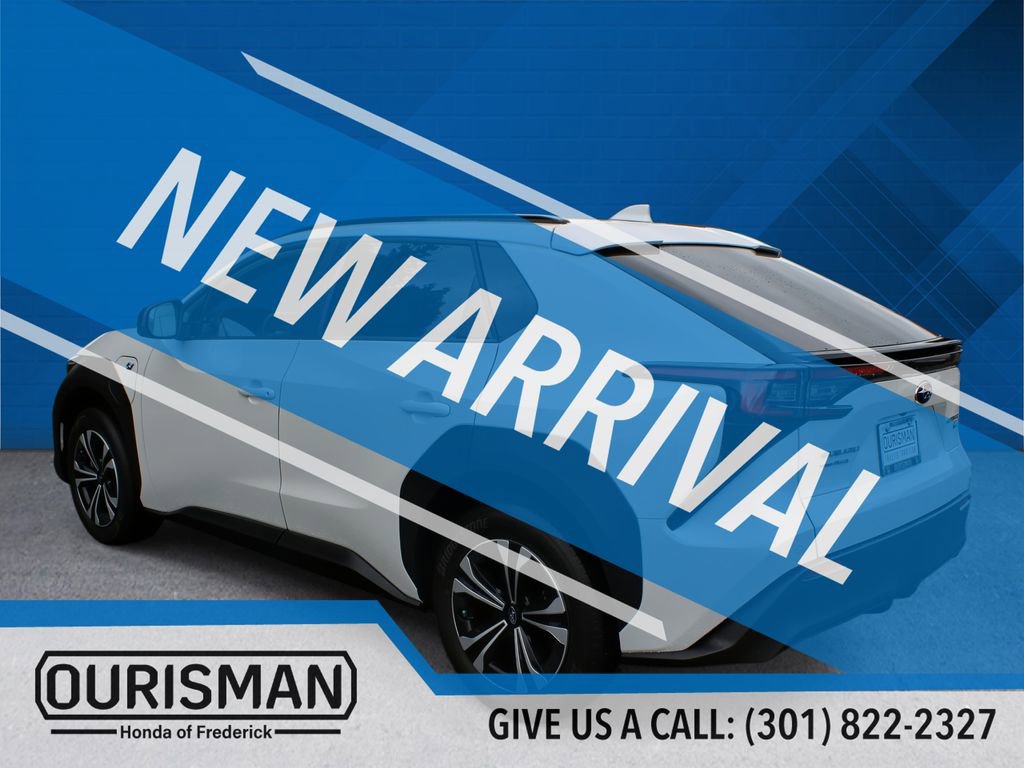 Used 2024 Subaru Solterra AWD/4WD image 7