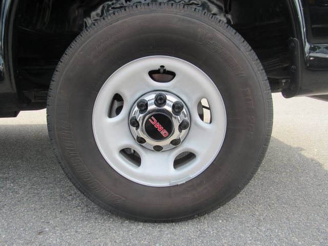 Used 2025 GMC Savana 3500 Extended w/ Driver Convenience Package RWD image 5