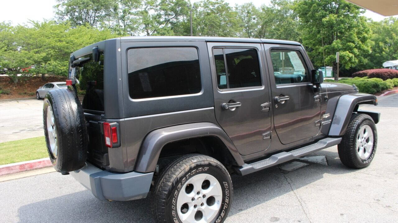 Used 2014 Jeep Wrangler Unlimited Sahara w/ Connectivity Group image 10