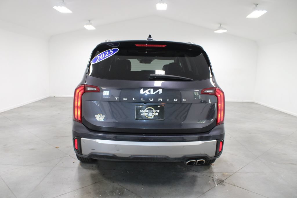 Used 2025 Kia Telluride S FWD image 8