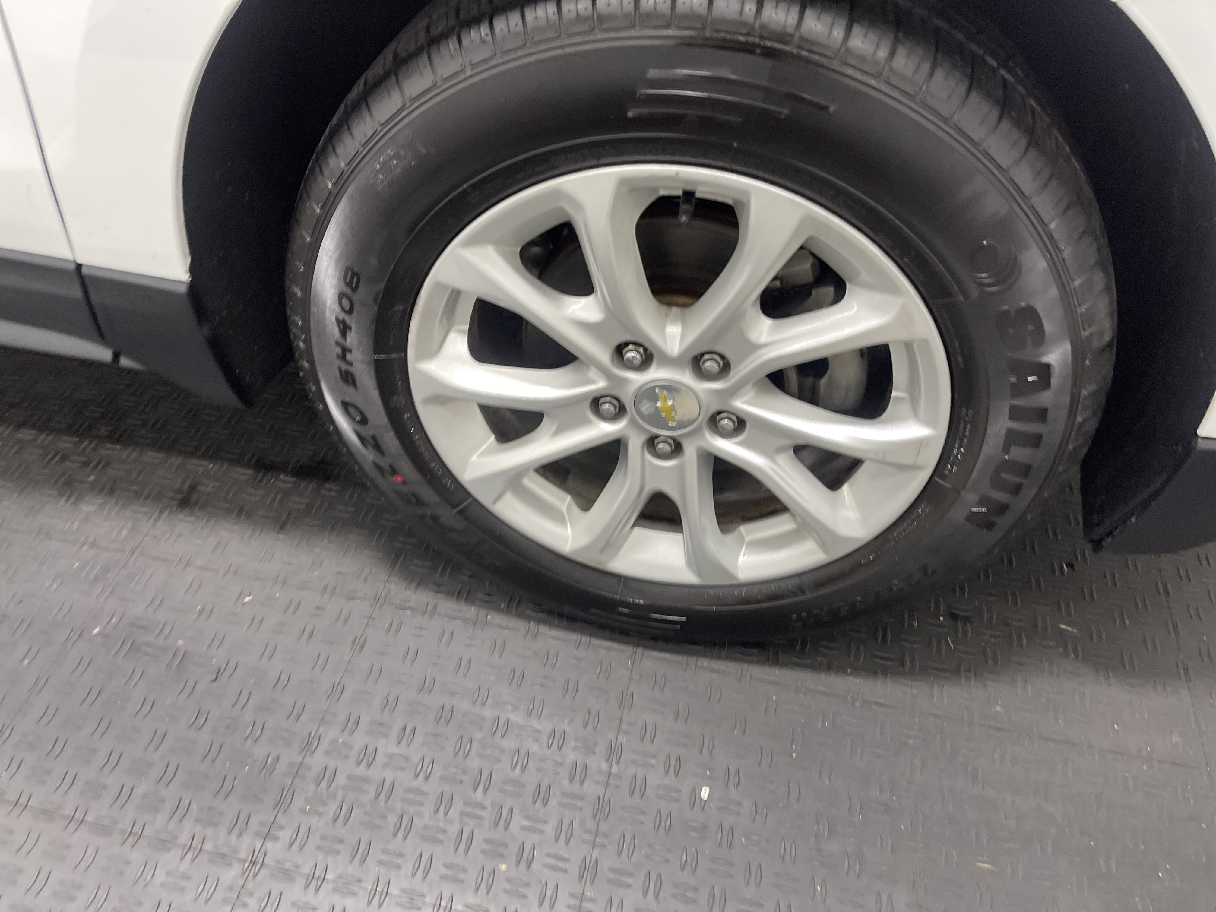 Used 2019 Chevrolet Equinox LT FWD image 28