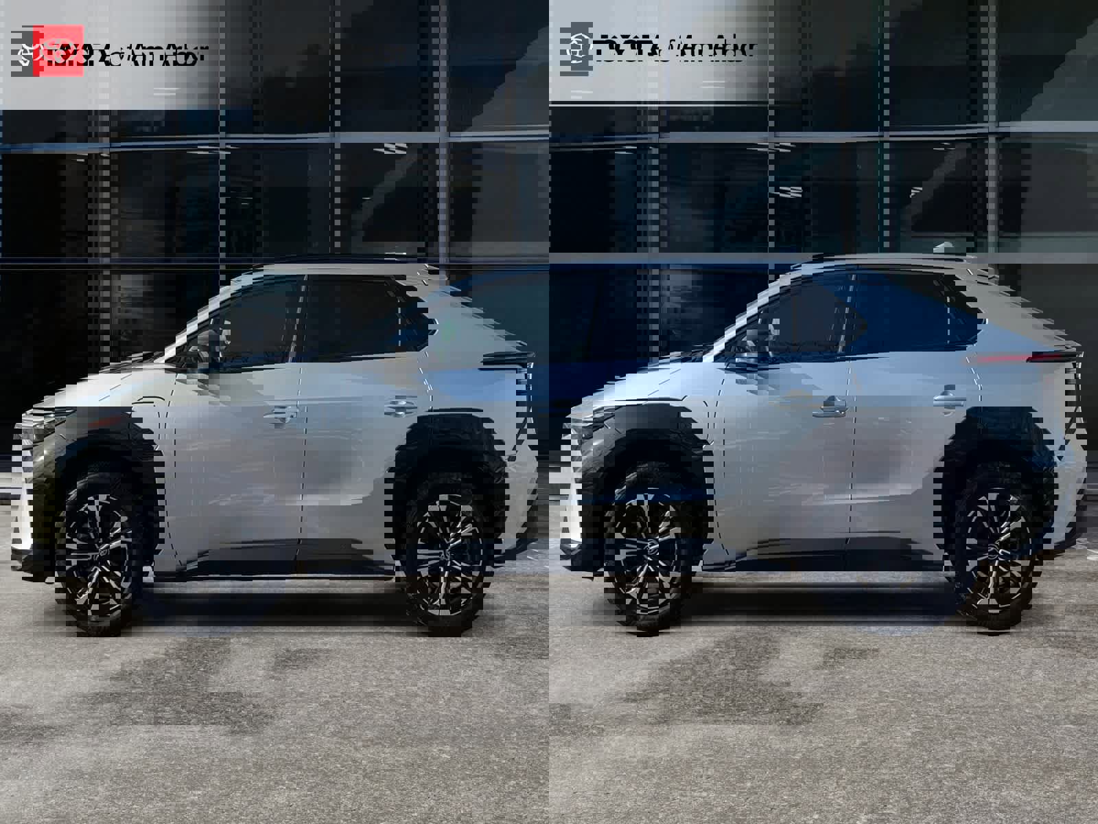 Used 2024 Toyota bZ4X XLE image 10