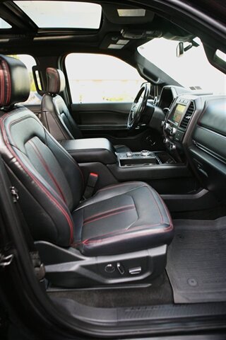 Used 2019 Ford Expedition Limited w/ Equipment Group 303A AWD/4WD image 22