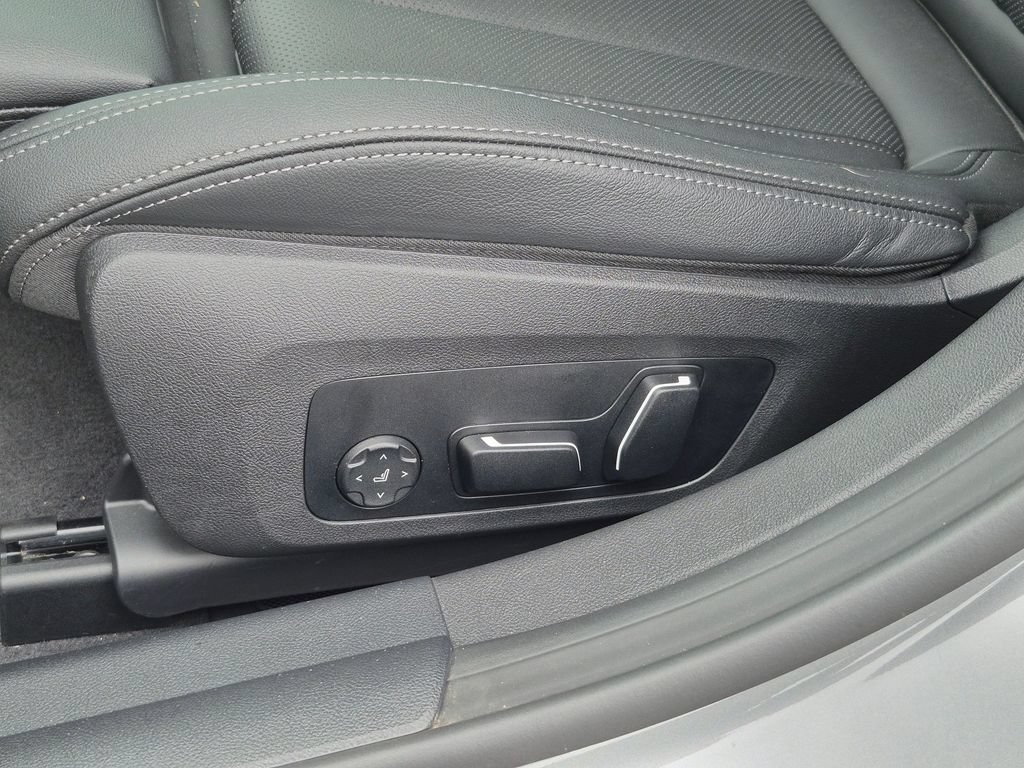 Used 2025 BMW 430i xDrive w/ Premium Package AWD/4WD image 13