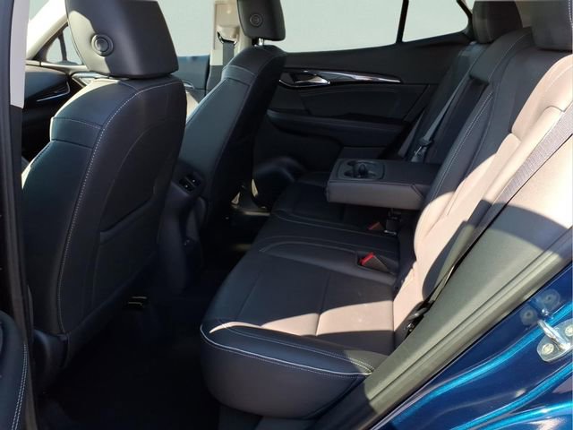 Used 2022 Buick Envision Essence w/ Safety Package image 19