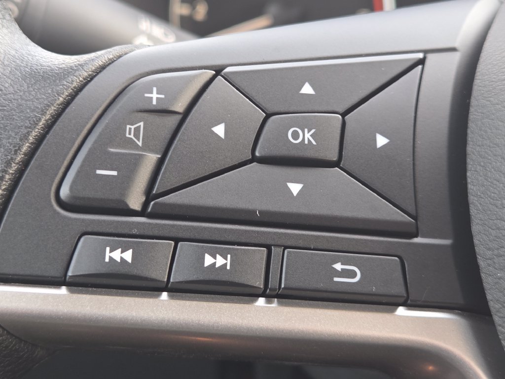 New 2026 Nissan Altima 2.5 SV FWD image 9