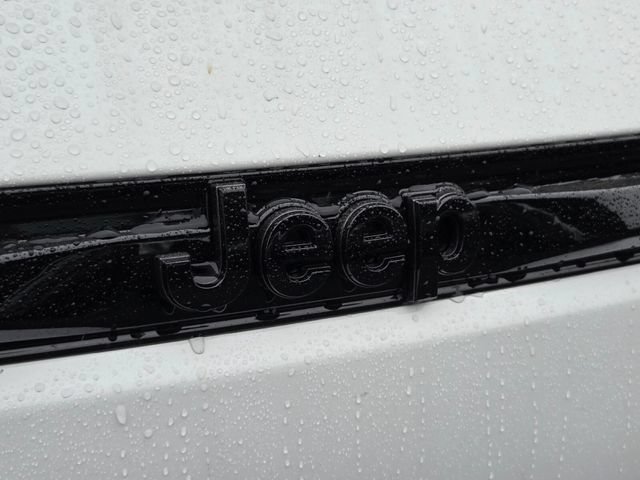 New 2026 Jeep Grand Cherokee Altitude RWD image 32