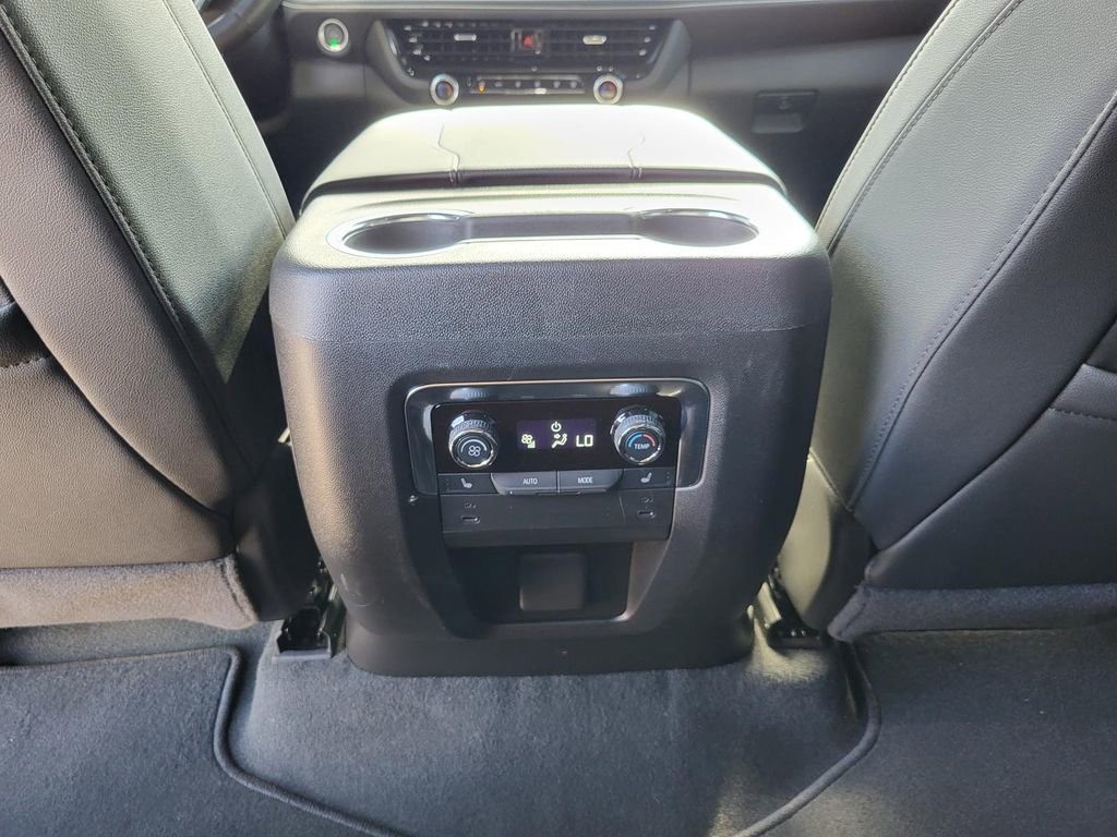 Certified 2025 Chevrolet Tahoe Premier w/ Sun And Tow Package AWD/4WD image 15