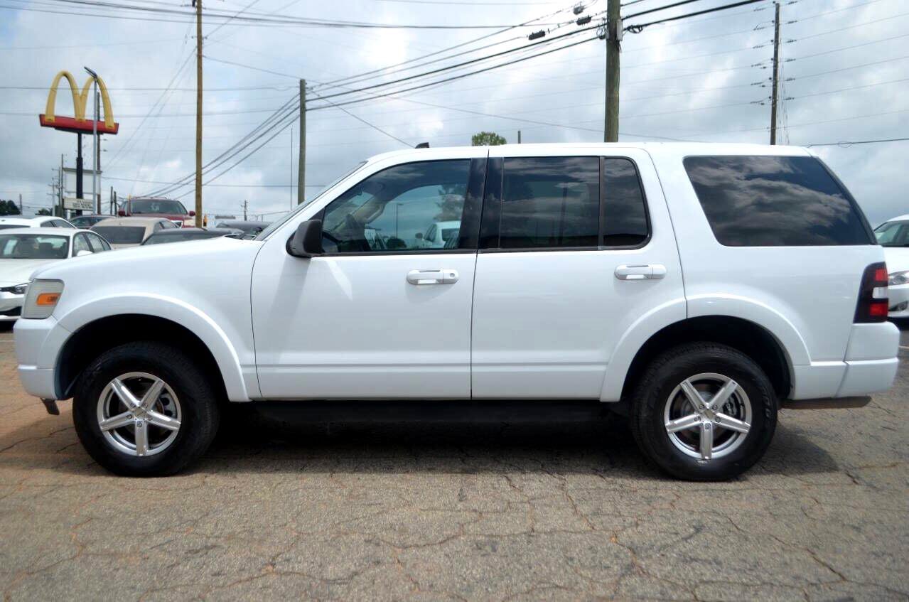 Used 2010 Ford Explorer XLT image 4