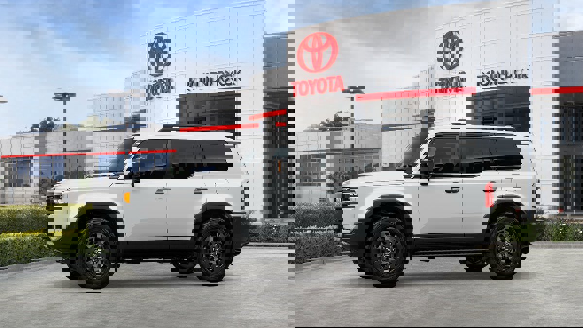New 2026 Toyota Land Cruiser image 3