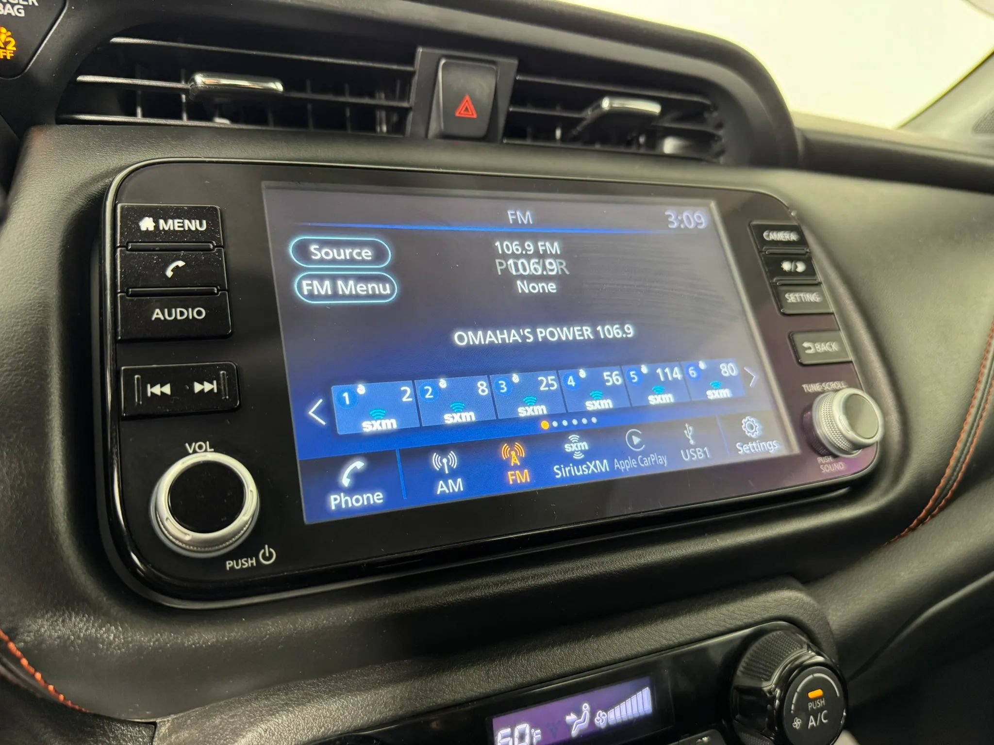Used 2024 Nissan Kicks SR FWD image 19