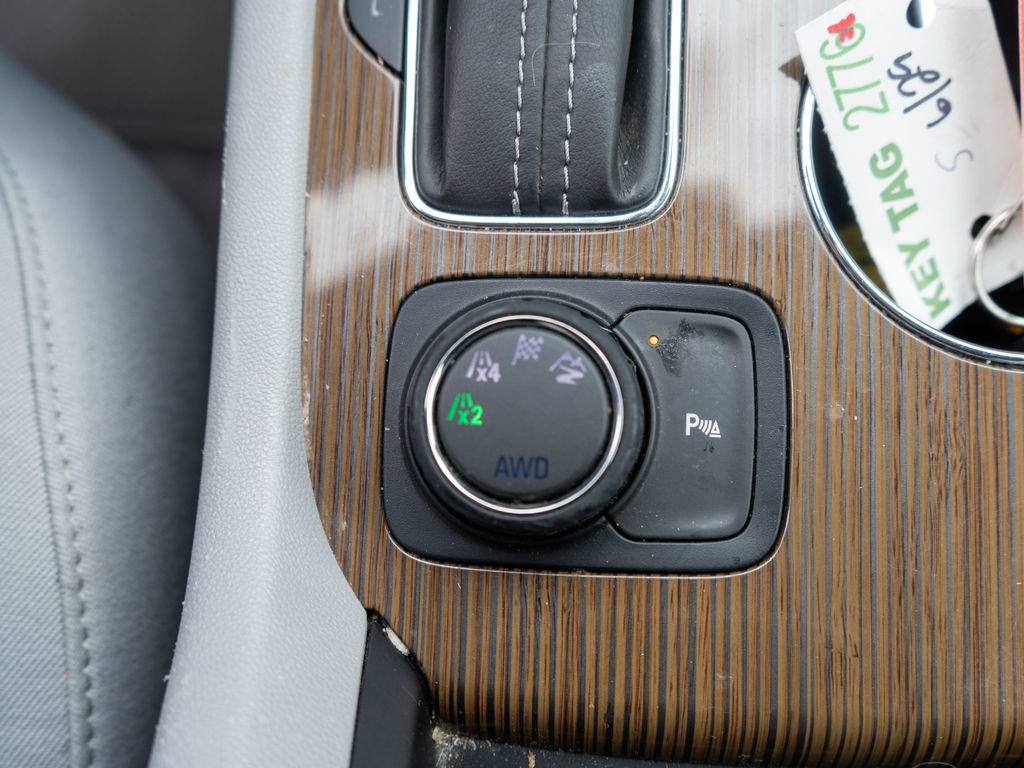 Used 2018 GMC Acadia SLE w/ Driver Alert Package I AWD/4WD image 23
