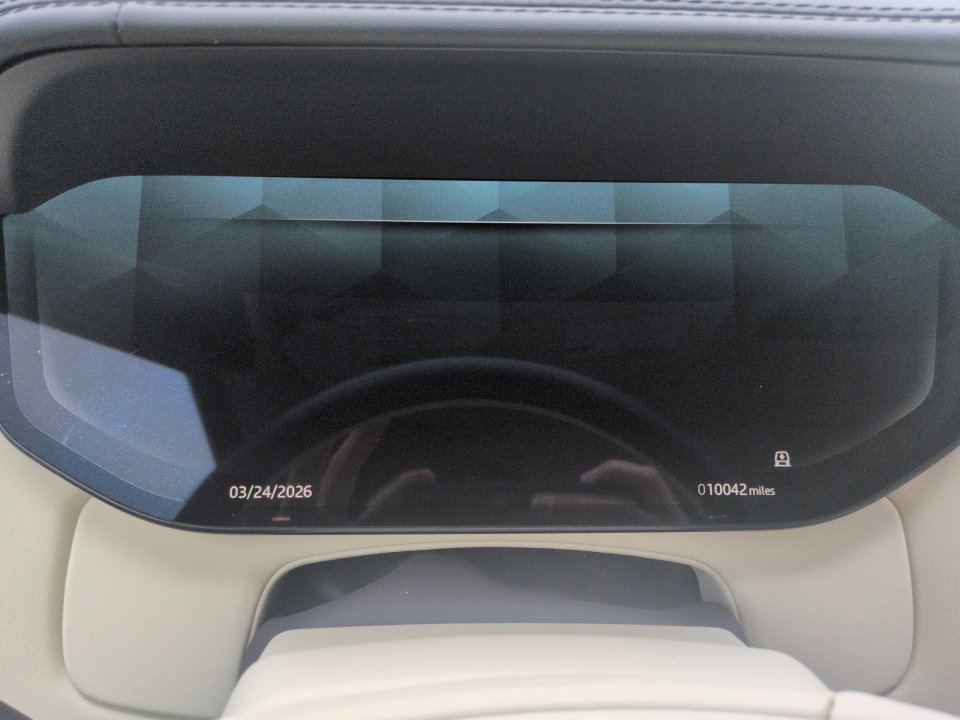 Certified 2025 Land Rover Range Rover SE image 11