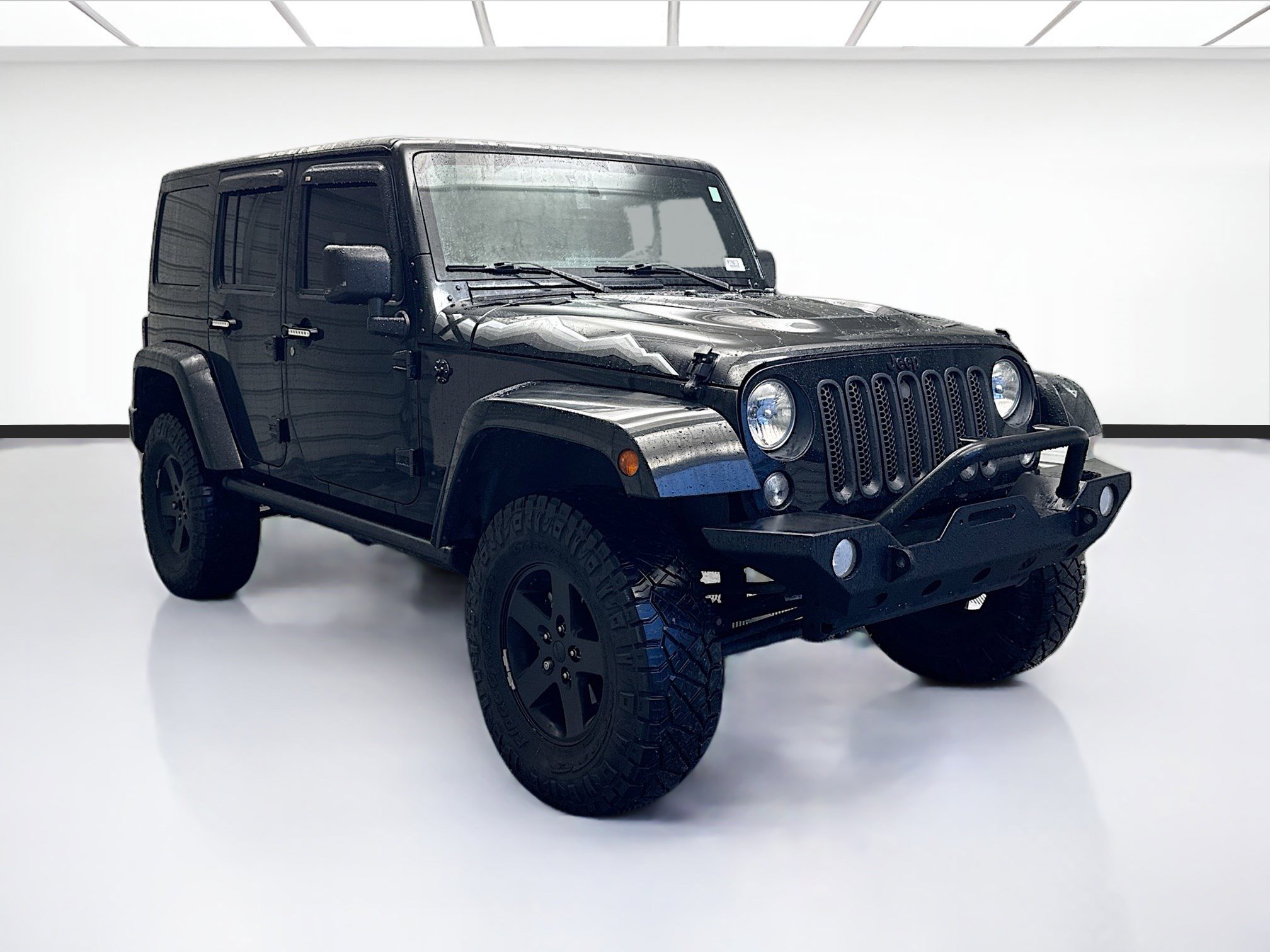 Used 2015 Jeep Wrangler Unlimited Sahara image 3