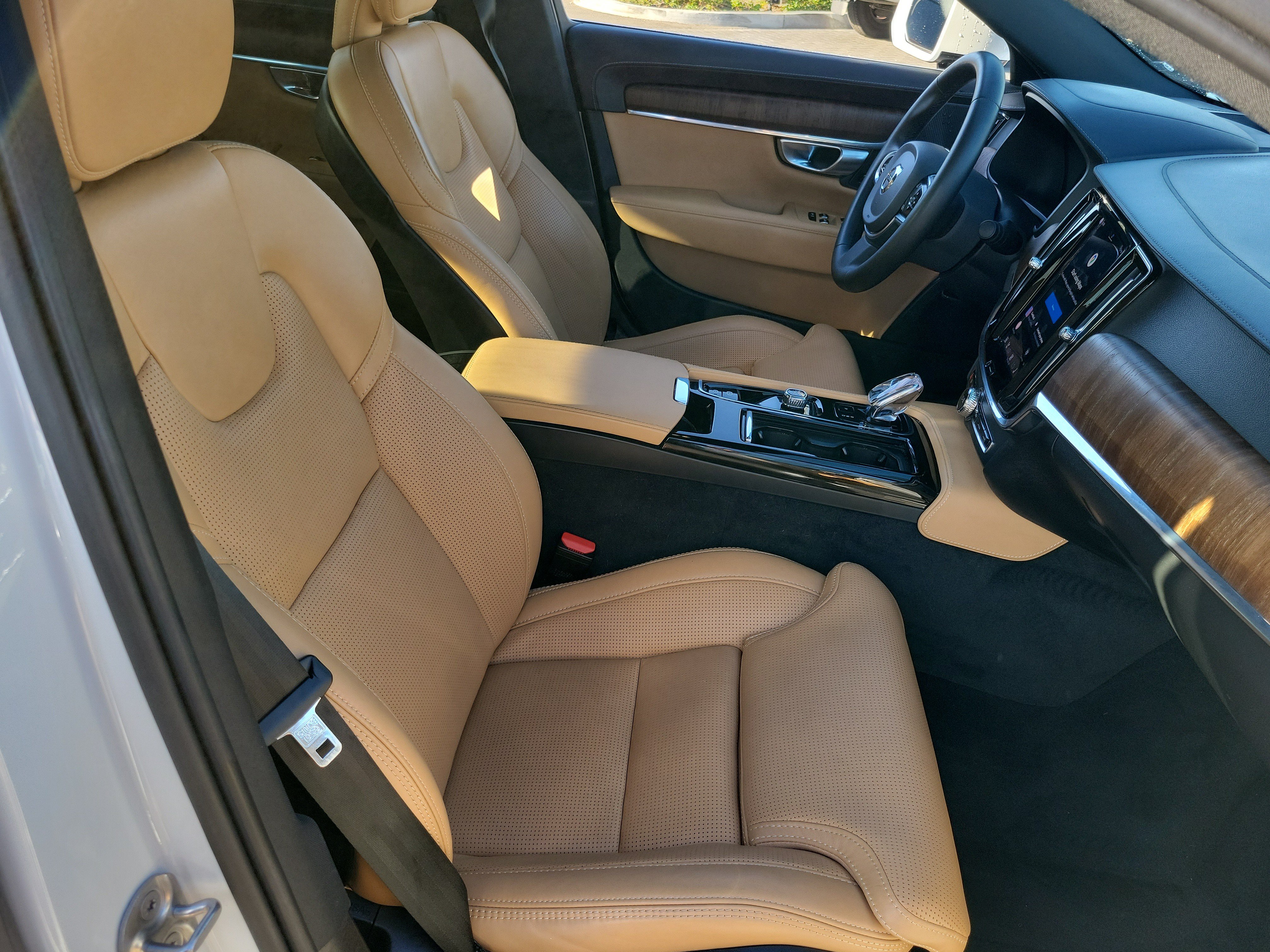 Used 2023 Volvo S90 T8 Ultimate AWD/4WD image 19