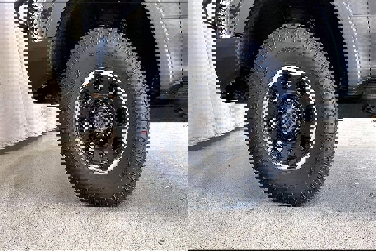 Used 2020 Ford F250 Lariat w/ Tremor Off-Road Package image 6