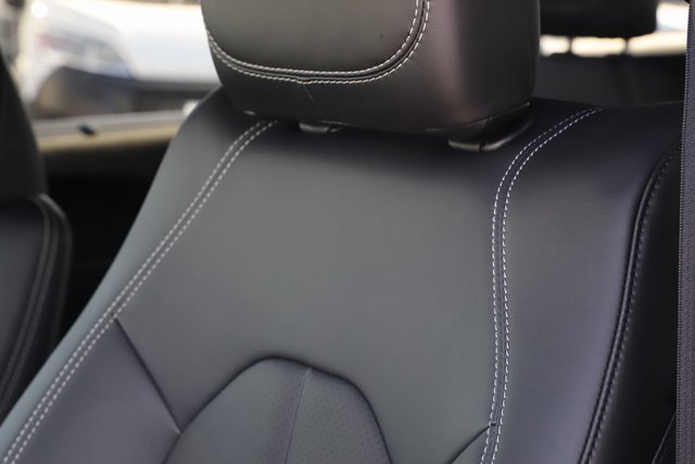 New 2026 Chrysler Pacifica Select image 15