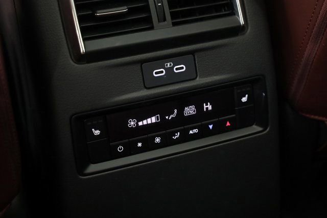 Used 2025 MAZDA CX-70 Plug-In Hybrid w/ Premium Plus image 28