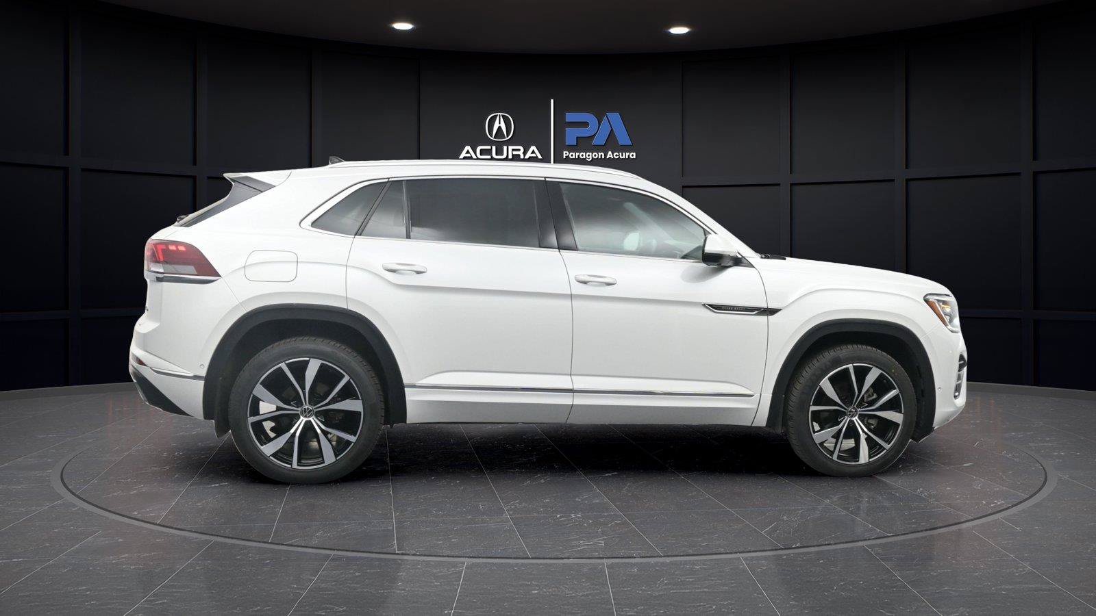 Used 2025 Volkswagen Atlas Cross Sport SEL Premium R-Line AWD/4WD image 31