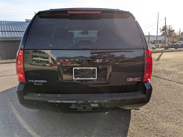 Used 2013 GMC Yukon SLT w/ SLT-2 Equipment Package image 9