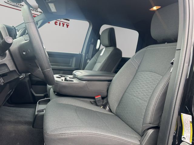 New 2026 RAM 2500 Tradesman AWD/4WD image 9