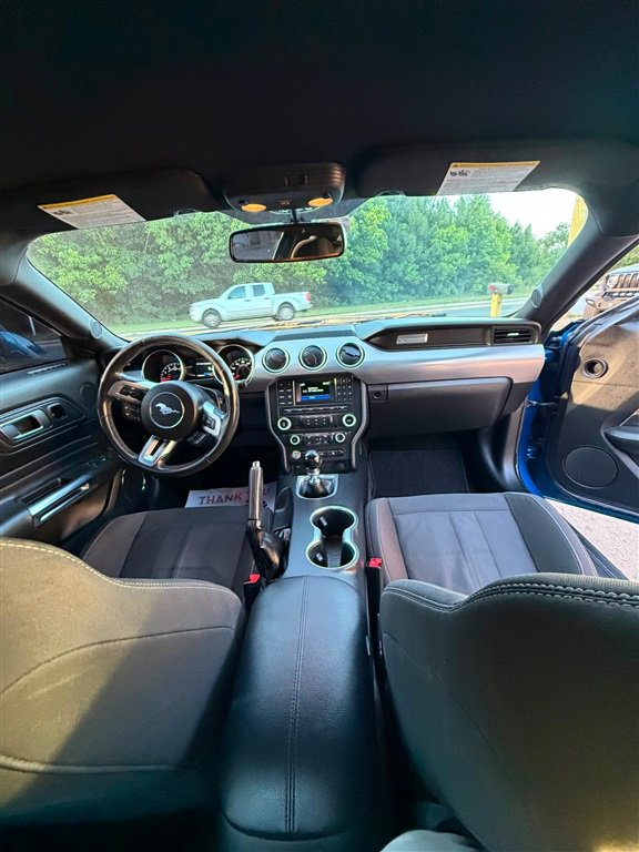 Used 2018 Ford Mustang GT RWD image 12