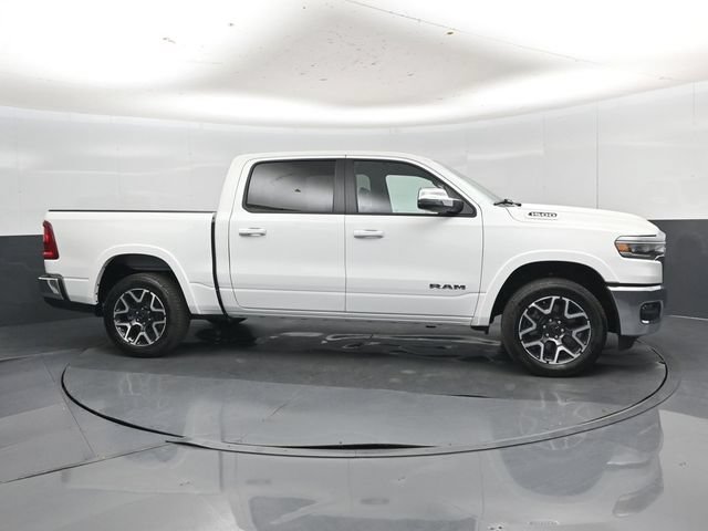 Used 2026 RAM 1500 Laramie AWD/4WD image 32