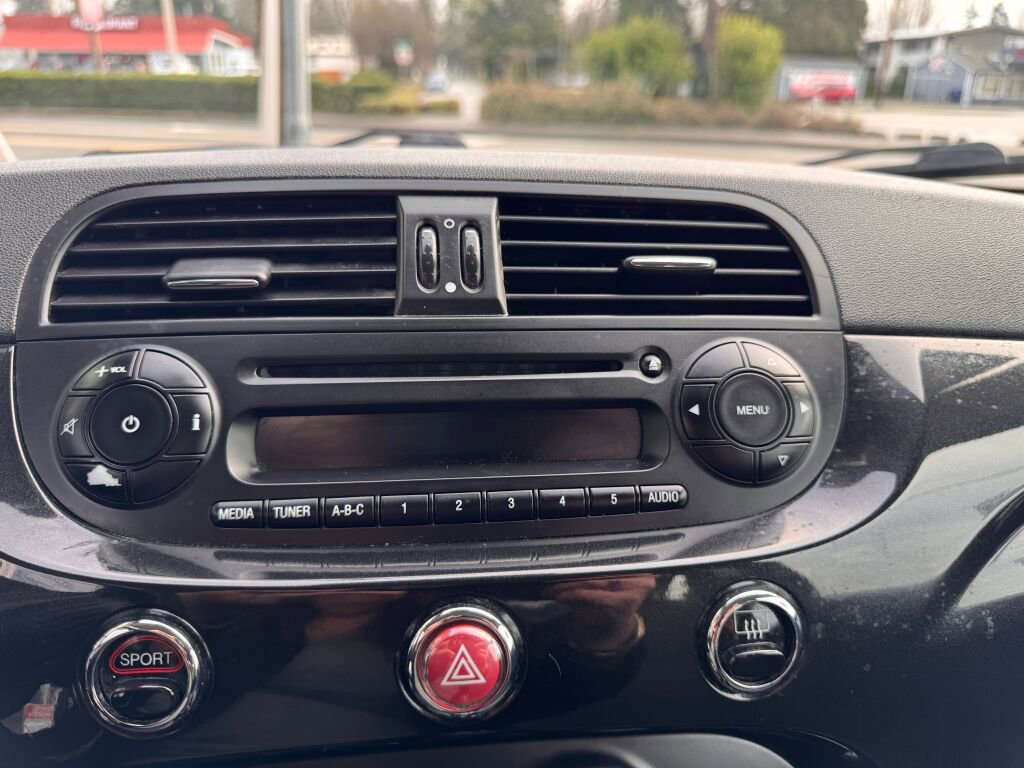 Used 2013 FIAT 500 Pop FWD image 19