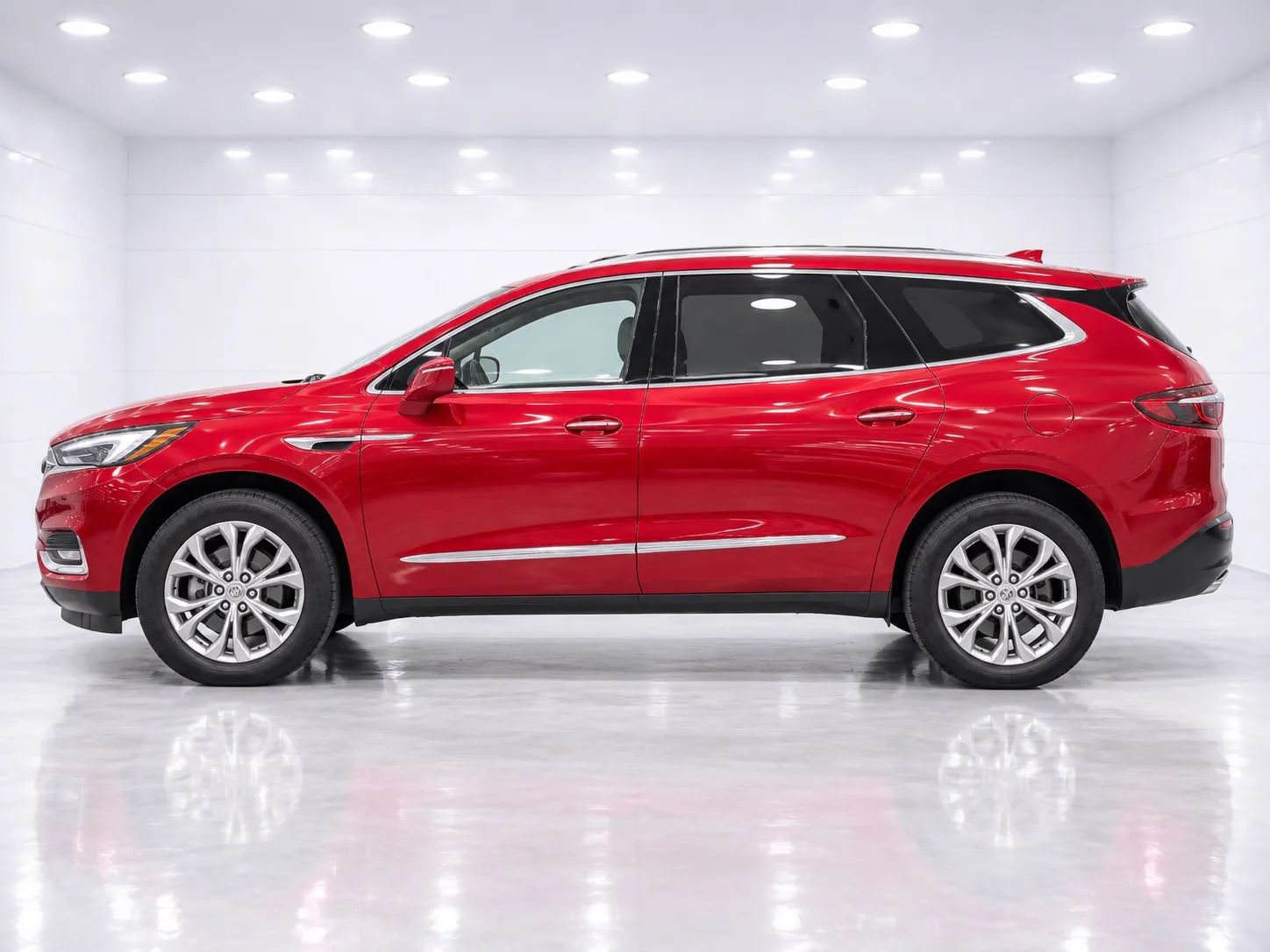 Used 2019 Buick Enclave Essence AWD/4WD image 2