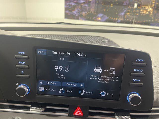 New 2026 Hyundai Elantra Sport image 15