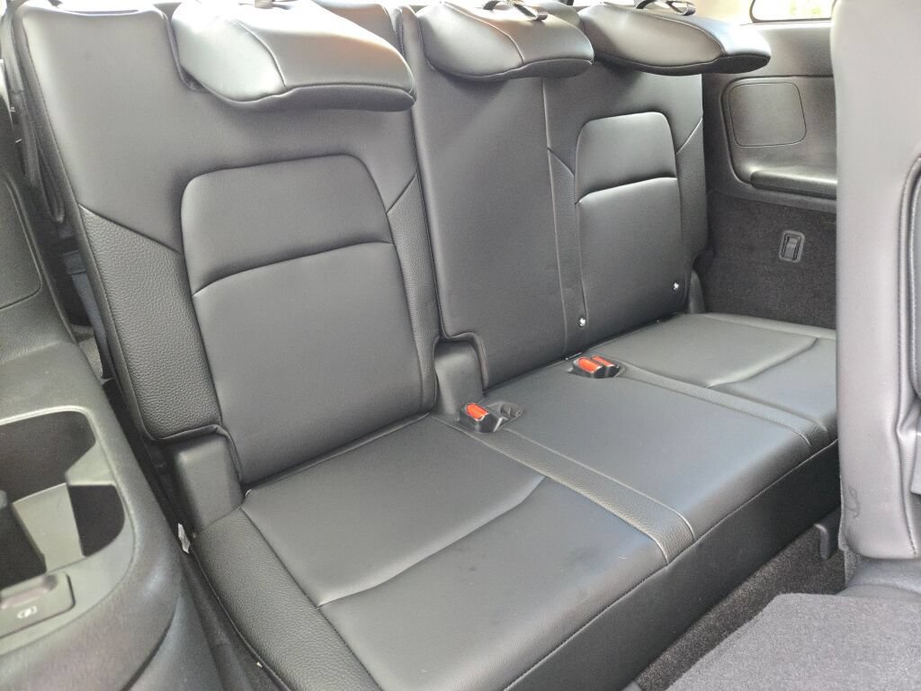Used 2024 Nissan Pathfinder SL AWD/4WD image 12