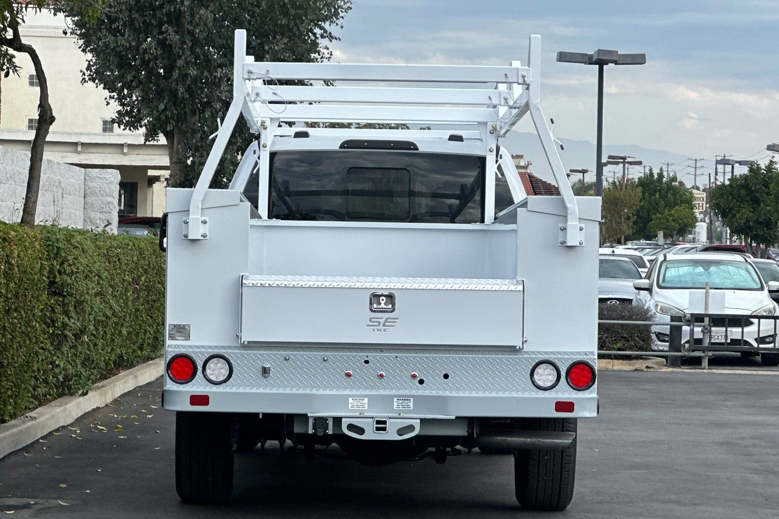 New 2026 Ford F350 XL w/ XL Chrome Package image 5