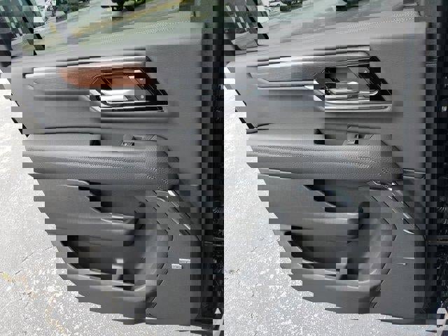 New 2026 GMC Yukon XL Denali w/ Sun & Power Step Package image 12