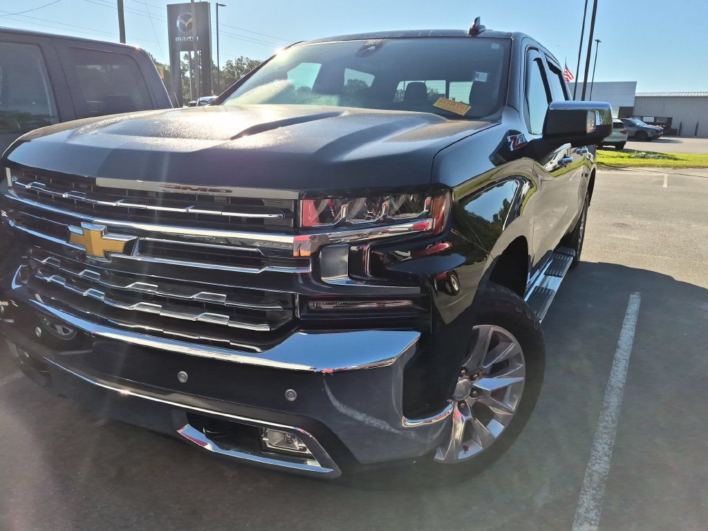 Used 2021 Chevrolet Silverado 1500 LTZ w/ LTZ Premium Package AWD/4WD image 2